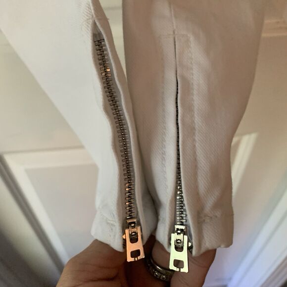 Ann Taylor Modern fit/Lindsay Waist Size 2 White Capri - Picture 7 of 7